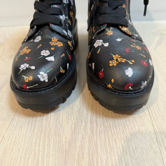 Guess Fearne Floral Black Combat Boots SZ 8.5 Vegan Leather Punk Grunge Emo Y2K - Picture 10 of 11